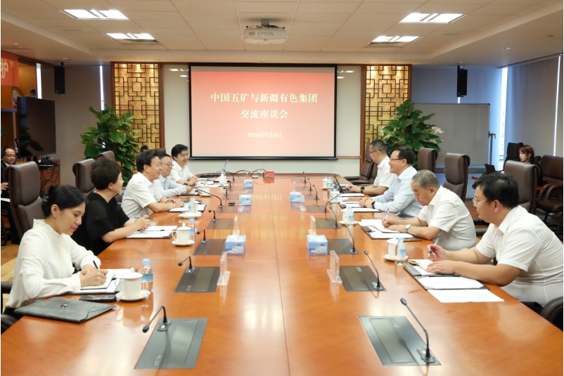 ꐵ��ŕ�Ҋ�½���ɫ���F�����L�����A